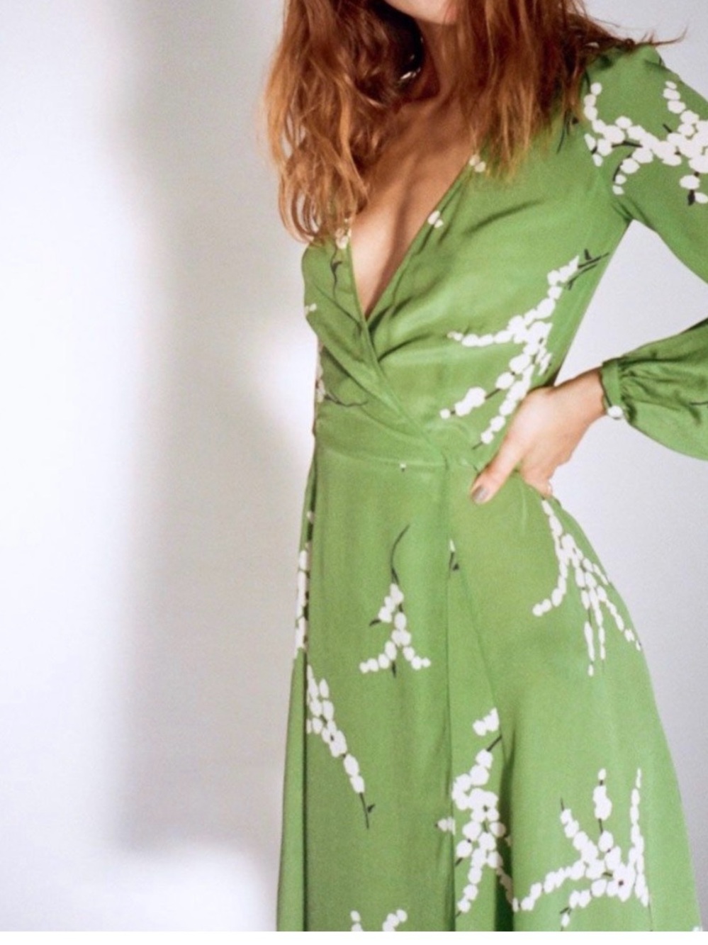 Realisation Par The Violette Green Floral Wrap Dress - Picture 5 of 9